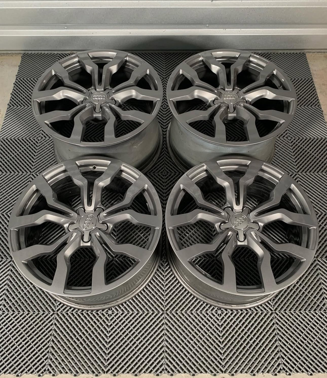 4 Original Porsche rims