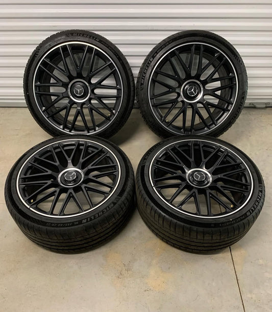 Orig BMW Winter Wheels Styling 796 M 225/45 R18
